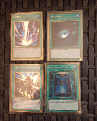 4 carte di Yu-Gi-Oh Gold rare pgl2 ita 