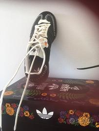 Adidas dia de los muertos nuove