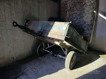 Carrello agricolo non omologato /serbatoio carbura