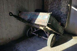 Carrello agricolo non omologato /serbatoio carbura