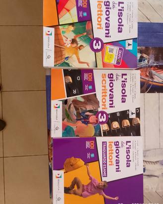 libri di scuola per la terza seconda e prima media