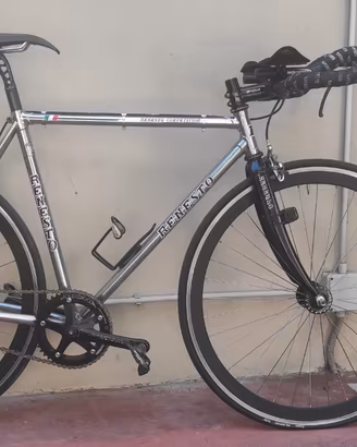 Bici scatto fisso Renesto Competition