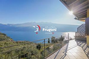 APPARTAMENTO BILOCALE CON SPLENDIDA VISTA LAGO