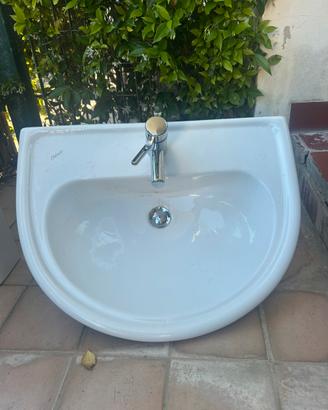 Landino bagno con colonna in ceramica bianca