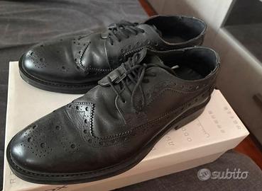 Scarpe stringate nere massimo dutti