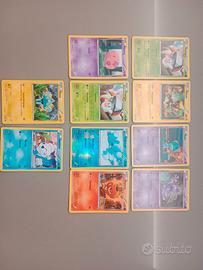 21 carte POKEMON serie Destini Futuri 2012 C canta