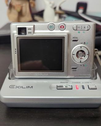 macchina digitale Casio Exifilm z50 vintage Y2K