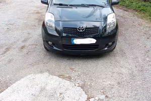 Toyota Yaris 1298