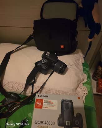 Canon EOS 4000D Kit 18-55mm III + Borsa - Come Nuo