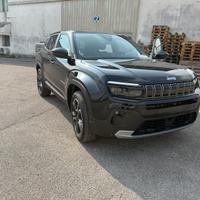 2025 jeep avenger summit