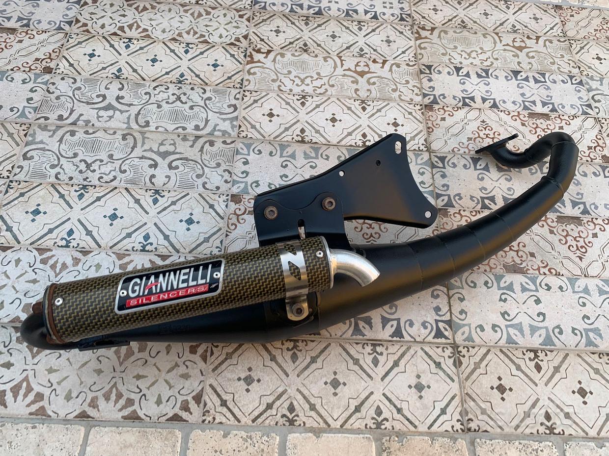 marmitta 2Fast minarelli orizzontale 94/100cc usata