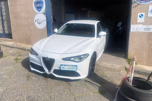 Alfa Romeo Giulia 2.2 Turbodiesel 210 CV AT8 AWD Q