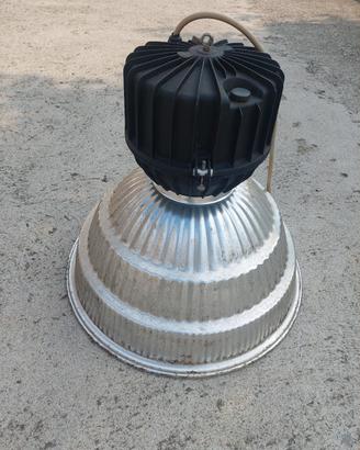 Lampadario industriale