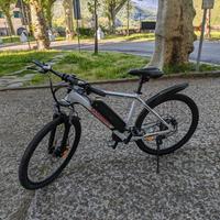 E-Mountain Bike in lega di alluminio ruote da 26