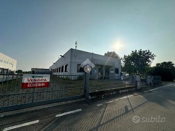 CAPANNONE A CASANOVA LONATI