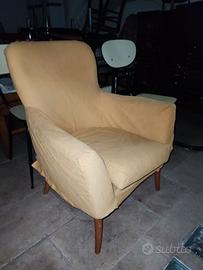 Poltrona stile vintage modernariato lettura design