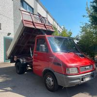 Iveco Daily 35.12 Ribaltabile Trilat + Gancio Trai