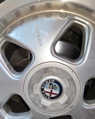 Cerchi in lega Keskin 17" + gomme 215/45 R17 Alfa