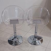 Sgabelli in acciaio e pvc regolabili in altezza