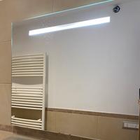 Specchio per bagno con luce LED