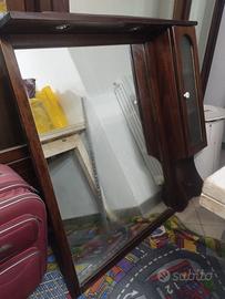Mobile arredo bagno con lavandino