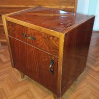 comodini in stile vintage 