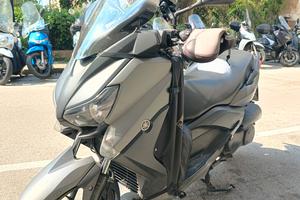 X MAX 250 - 2017
