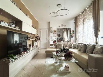 4 LOCALI A MOLINELLA