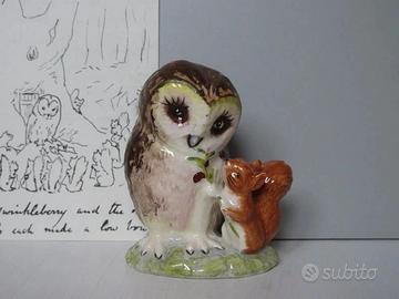 Statuetta Gufo con scoiattolo. Beatrix Potter