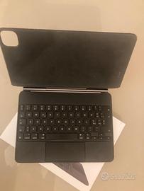 Apple Magic Keyboard iPad