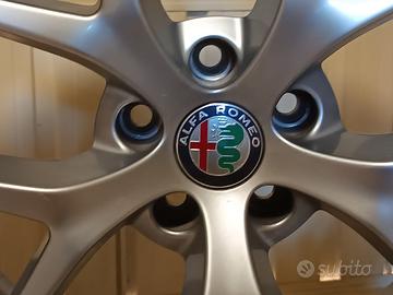 Ruote complete Alfa Stelvio 255/45 R20