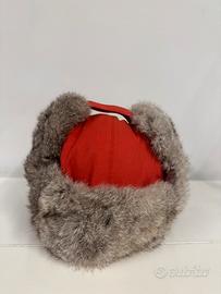 Cappello colbacco invernale  in pelo di coniglio