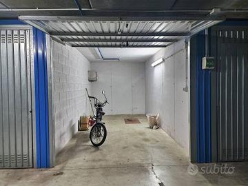 Box / Garage di 14 m² a Milano