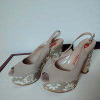 Sandali con Plateau e margherite