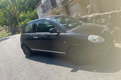 LANCIA Ypsilon - 2011