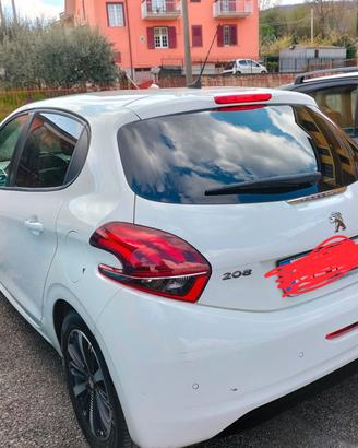 Peugeot 208 blu HDi 1499