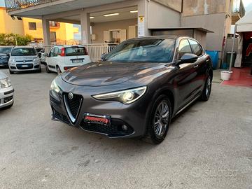 Alfa Romeo Stelvio 2.2 Turbodiesel 160 CV AT8 RWD 