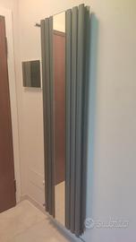 Termoarredo di Design Houdson Reed con Specchio