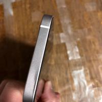 Iphone 12 per pezzi  di ricambio