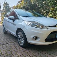 Ford Fiesta gpl anno 2009 km 208.000