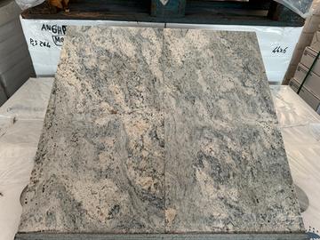 Marmettte un granito NEW KASHMIR