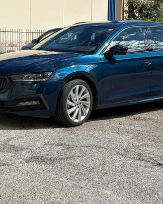 Skoda Octavia  executive wagon 2.0tdi  150 cv