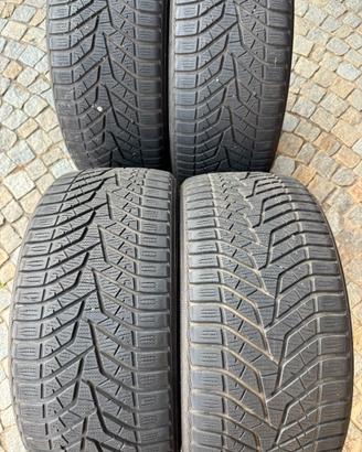 Gomme 235/35 R19 91W