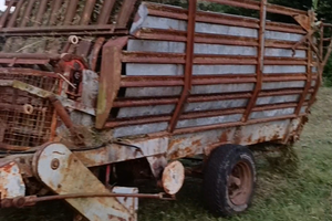 Raccoglitore erba per trattore