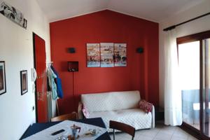 Bilocale arredato solo trasfertisti