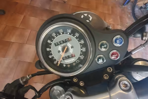 Triumph boneville 900