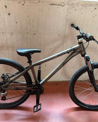 Dirt bike