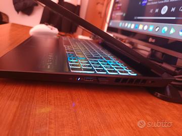 PC PORTATILE PREDATOR 