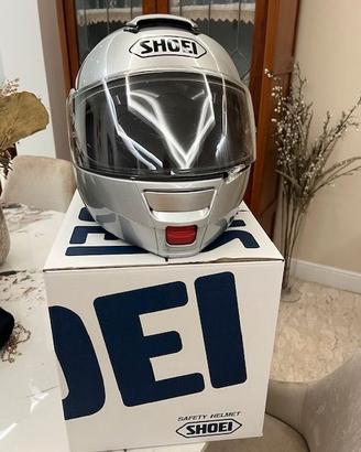 Casco  Shoei modello Neotec