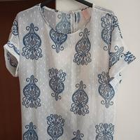 Blusa a maniche corte 